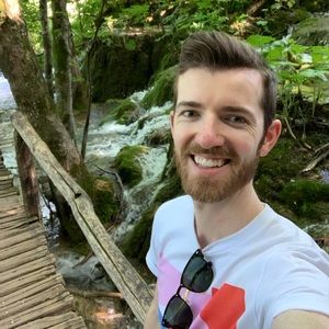 Meet your Posher, Taylor